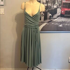 BCBG Paris dress size M ❤️